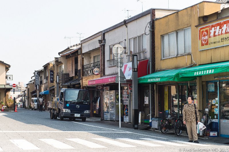 20150313_140938 D4S.jpg - Street scene, Kyoto